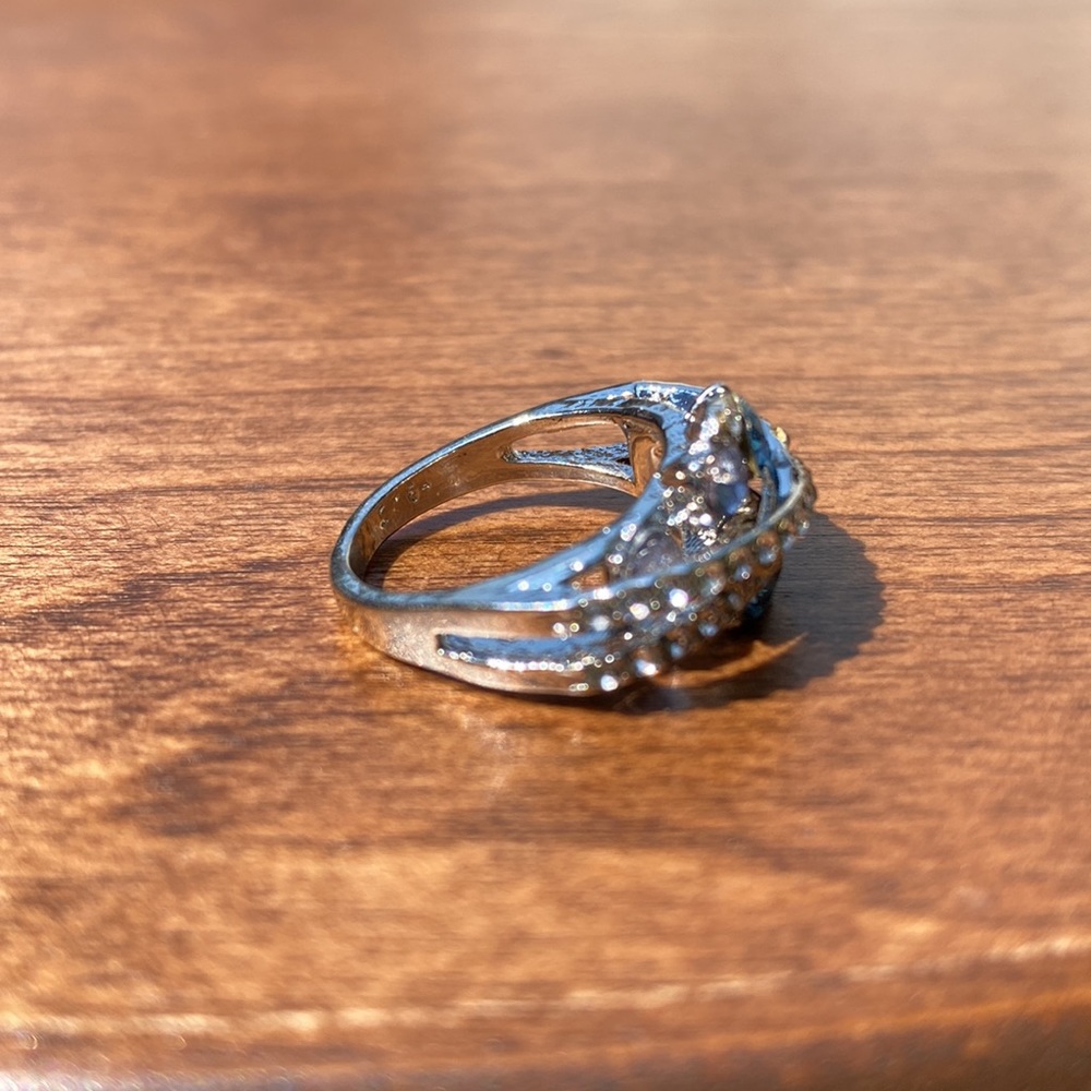 Cubic Zerconia/Rhinestone Ring - Picture 4 of 4